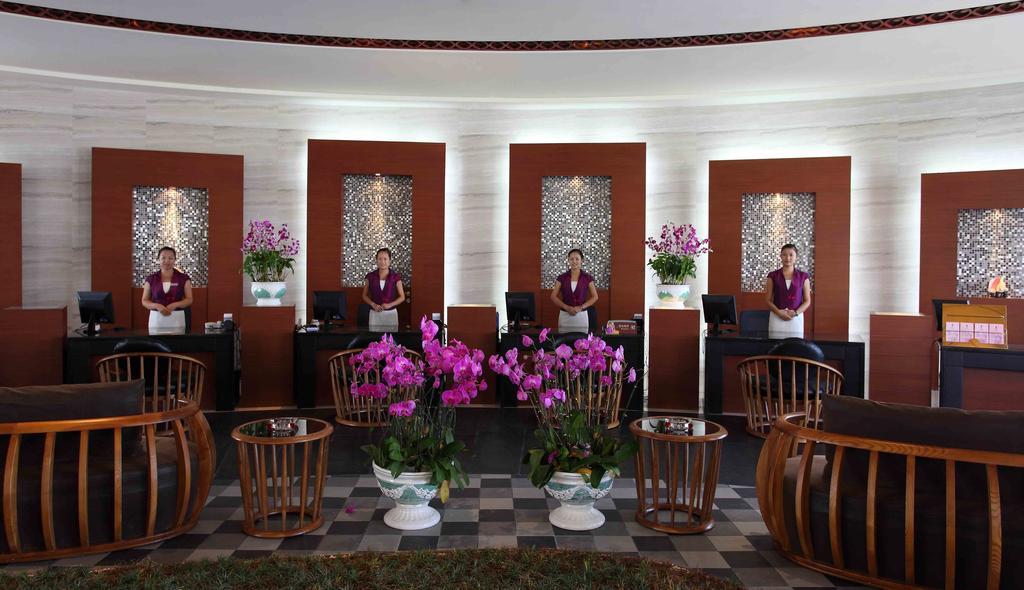Lacosta Seaside Resort Hotel Sanya Санья Экстерьер фото