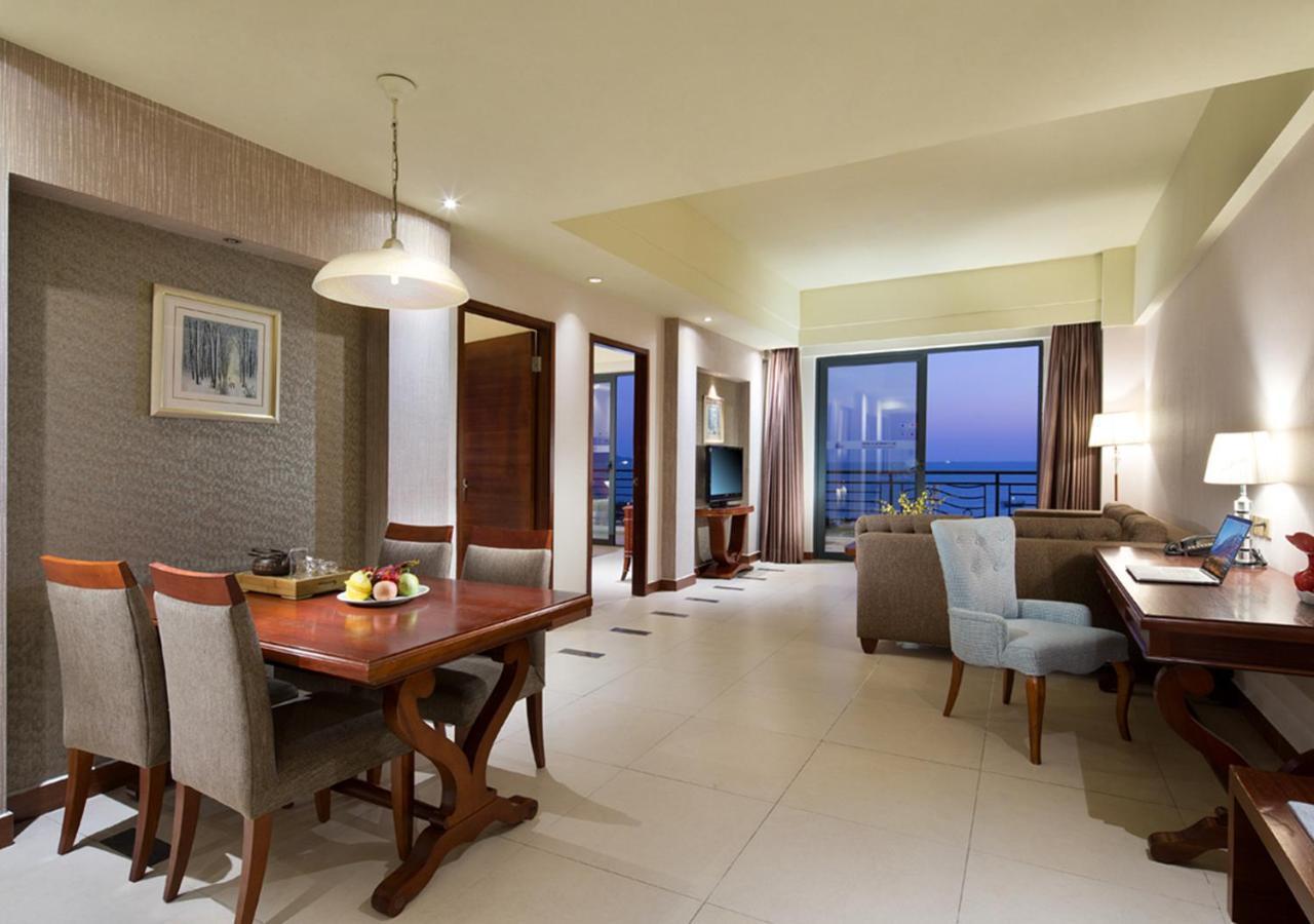 Lacosta Seaside Resort Hotel Sanya Санья Экстерьер фото