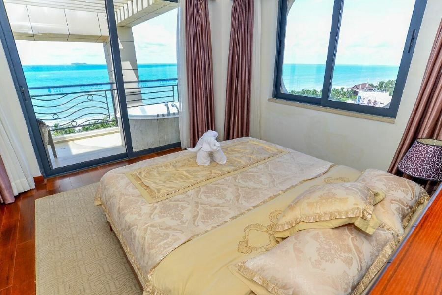 Lacosta Seaside Resort Hotel Sanya Санья Экстерьер фото