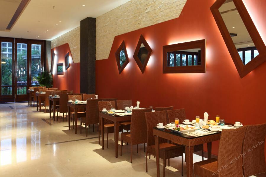 Lacosta Seaside Resort Hotel Sanya Санья Экстерьер фото