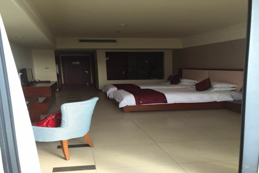 Lacosta Seaside Resort Hotel Sanya Санья Экстерьер фото